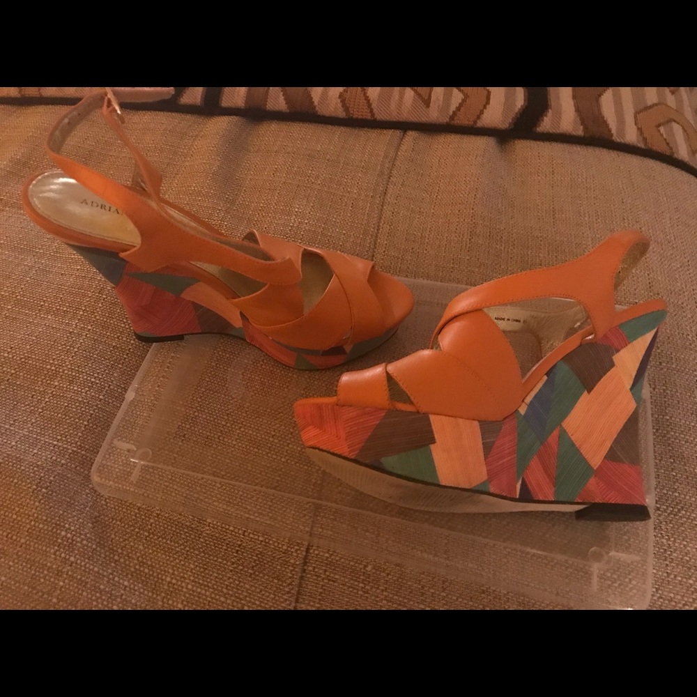 Wedge shoes
